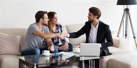 Segala butiran yang diberikan oleh saya di atas adalah benar. 4 Misconceptions About Working as a Real Estate Agent