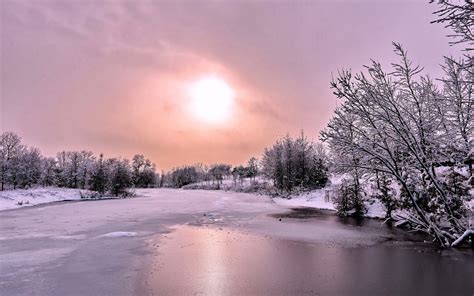 Winterlandschap Met Bevroren Rivier Mooie Leuke Achtergronden Voor Je