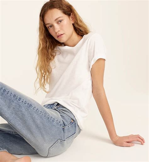 Whats The Best White T Shirt For Women Our Readers Voted For These Styles