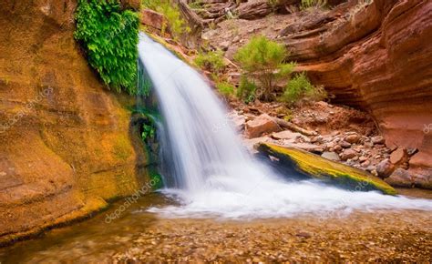 Beautiful Desert Waterfall — Stock Photo © Epicstockmedia