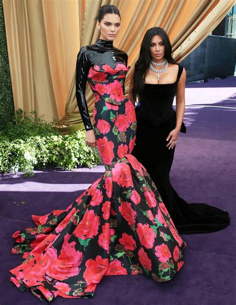 Alert Kendall Jenner Just Wore Latex At The Emmys Who What Wear