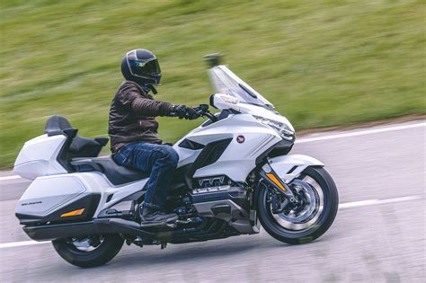 Below is the detailed bike comparison, based on price, specifications & other features, of harley davidson street glide special and honda goldwing. Harley-Davidson Road Glide Special vs. Honda Gold Wing ...