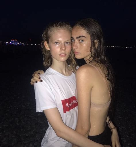 Foto De Instagram De Alisha De Agosto De A Las Cute Lesbian Couples Lesbian