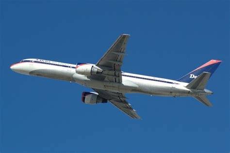 Boeing 757 200 Photos And Specifications