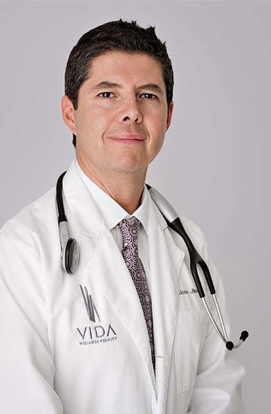 Dr Jimenez What Is Iv Therapy And What To Expect Vida Wellness And