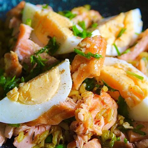Recipes to live by if your on the verge of diabetes. Smoked Salmon Kedgeree • Gestational Diabetes UK