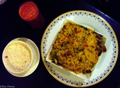 It is nothing more than simple i've used daawat branded basmati rice when it was available thru costco. 17 Best images about Somali Food on Pinterest | Restaurant ...