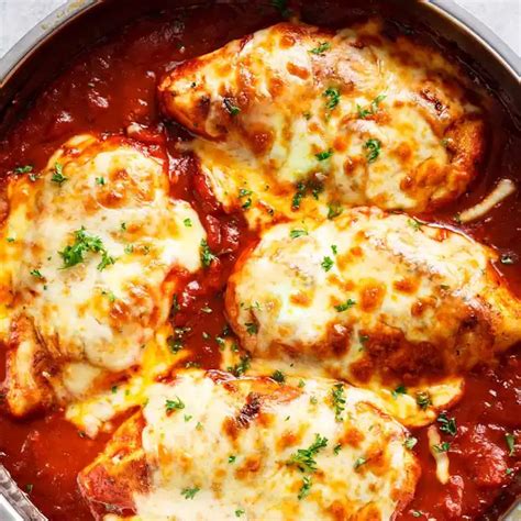 This homestyle recipe is quite easy to make yet makes a strong presentation for a casual dinner party. Easy Mozzarella Chicken (Low Carb Chicken Parma) | Recipe ...
