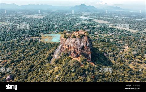 Pidurangala Sigiriya Ruins Of Palace And Fortress Complexlion Rock