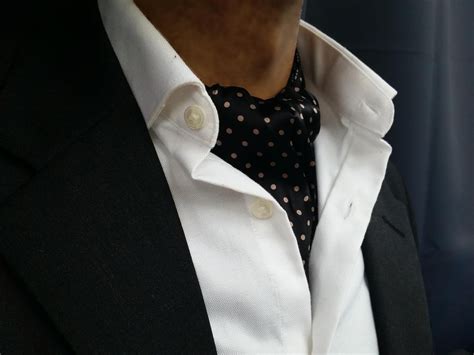 Ascots For Sale Silk Ascot Tie Reversible Black Pattern Croom And Flood