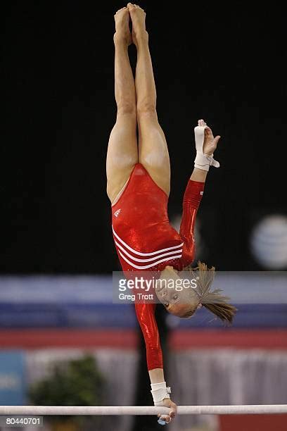 Uneven Bars Nastia Liukin Photos And Premium High Res Pictures Getty Images