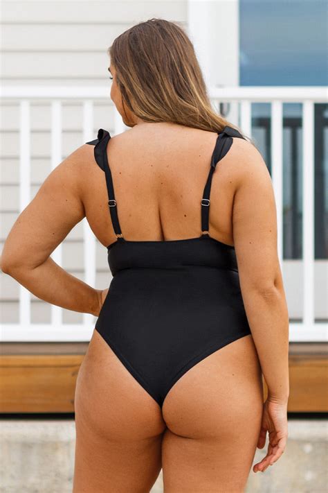 Serena Black Ruffle Plus Size One Piece Swimsuit Tochiw