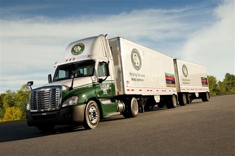 Top 10 Biggest Trucking Companies In The Usa