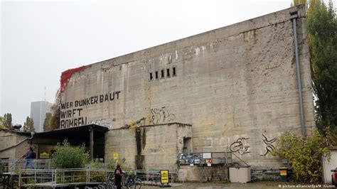 Exhibit Replica Of Hitler′s Bunker Opens In Berlin News Dw 27102016
