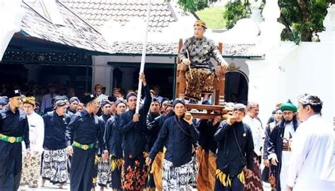 Silsilah Keraton Kasepuhan Cirebon Sejarah Cirebon