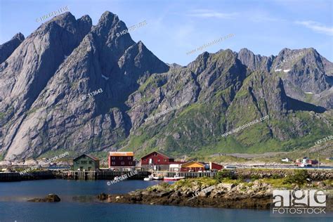 Idyllic Fishing Village Sund Flakstadoy Lofoten Nordland Norway