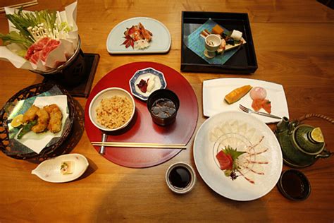 A beginners' guide to eating in japan. Can UNESCO save traditional Japanese cuisine? - CSMonitor.com