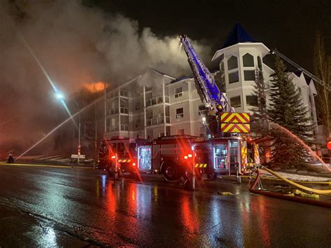 Calgary Fire Crews Fight 3 Alarm Apartment Fire In Southwest 660 News