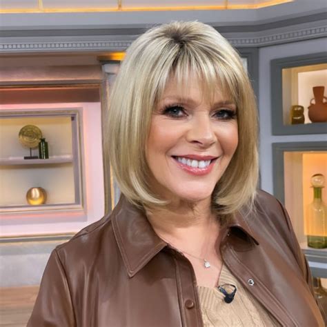 ruth langsford looks incredible in the most flattering fitted trousers