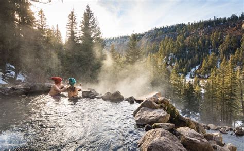 13 Amazing Hot Springs In The Usa Hot Springs Places To Travel Vacation Spots