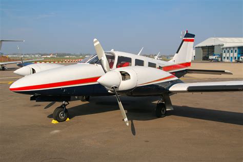 Piper Pa 34 200t Seneca Ii G Jdbc Bristol And Wessex Aeroplane Club