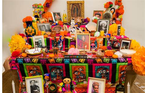 Dia De Los Muertos Altar Altar Del Dia De Los Muertos Queens Museum