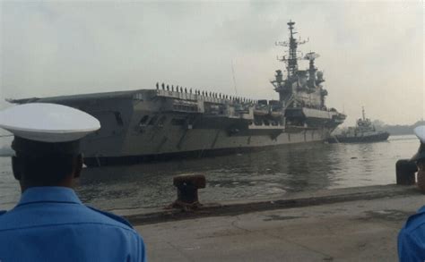 ins viraat world s oldest aircraft carrier sails for the last time news nation english