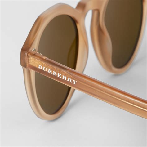 keyhole round frame sunglasses in brown men burberry united states