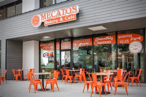 Franchise Mecatos Bakery And Cafe