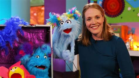 Putting On A Puppet Show Cbeebies Bbc