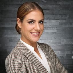 Make your offer today and put the power of great messaging to work for you. Davina Sparmann - Sales Manager - Teamwork Instore ...