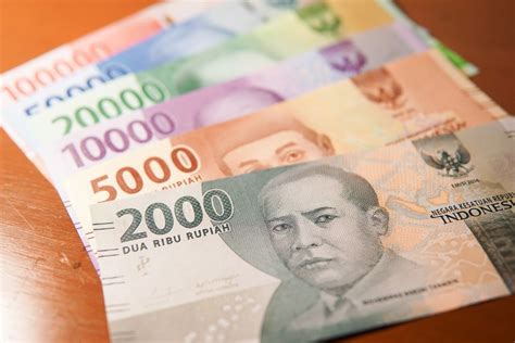 Issued and controlled by bank indonesia, its iso 4217 currency code is idr. Convert 100 Us Dollar To Indonesian Rupiah - New Dollar ...