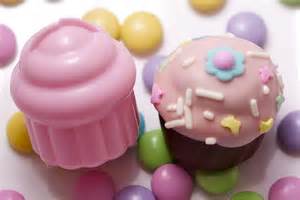 Perfect for a summer dessert! My Little Cupcake Cake Pop Mini Mold giveaway ⋆ JBF Sale Blog