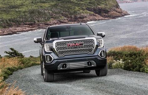 Gmc Sierra 1500 Denali Crew Cab Del 2021 Una Pickup Fuerte Y Atractiva