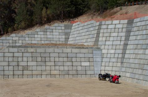 Large Concrete Block Retaining Walls Ibrs Inc