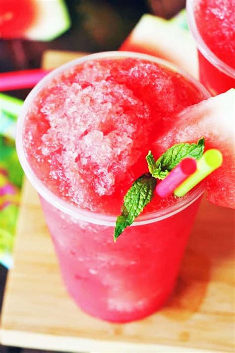 40 Simple Mixed Drinks For A Refreshing Summer