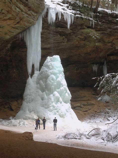 Ash Cave Frozen Waterfall Ash Cave Frozen 90 Foot