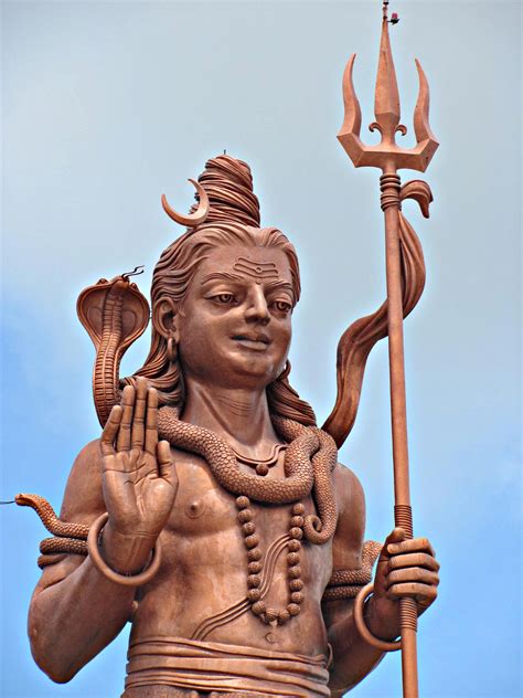 File:Statue of Mangal Mahadev.jpg - Wikimedia Commons
