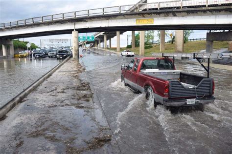 Flash Flooding Closes Roads In San Antonio Leaves Multiple Dead In