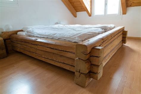 Möbel aus massivholz sind wieder im trend, denn der nachwachsende rohstoff. Doppelbett aus rustikalem Massivholz | Kaufen auf Ricardo