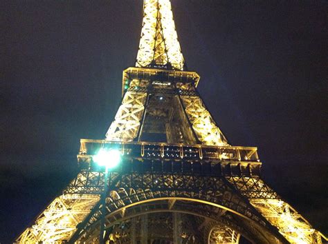 Christmas In Paris Christmas In Paris Eiffel Tower Eiffel