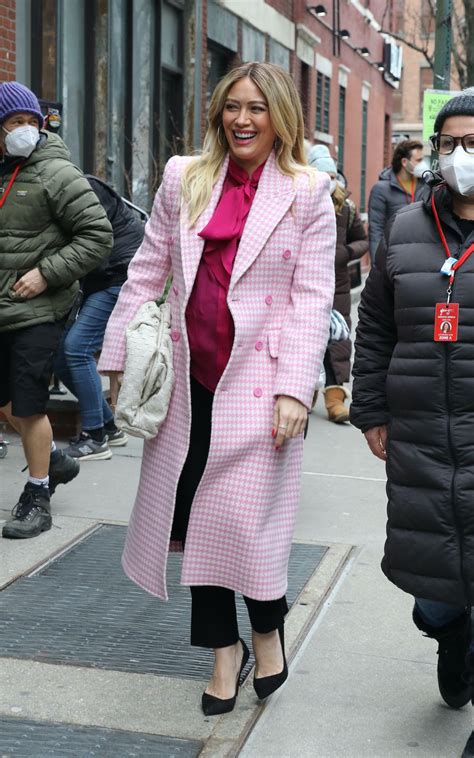 Hilary Duff On The Set Of Younger In Nyc 01252021 • Celebmafia