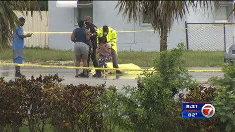 Motorcyclist Killed In Hit And Run In Miami Gardens Wsvn 7news Miami News Weather Sports