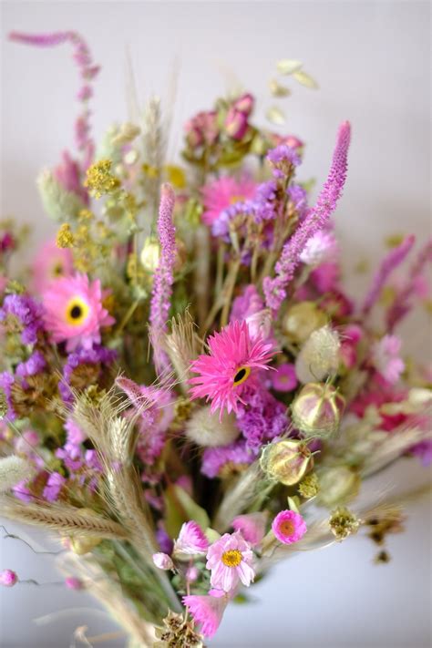 Slowflower Trockenblumen Strauß Pinky , Blumen in Bio Demeter Qualität ...