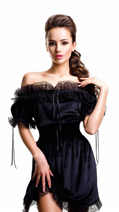 Bare Shoulder Girl Model Hot Black Dress Beautiful 720x1280