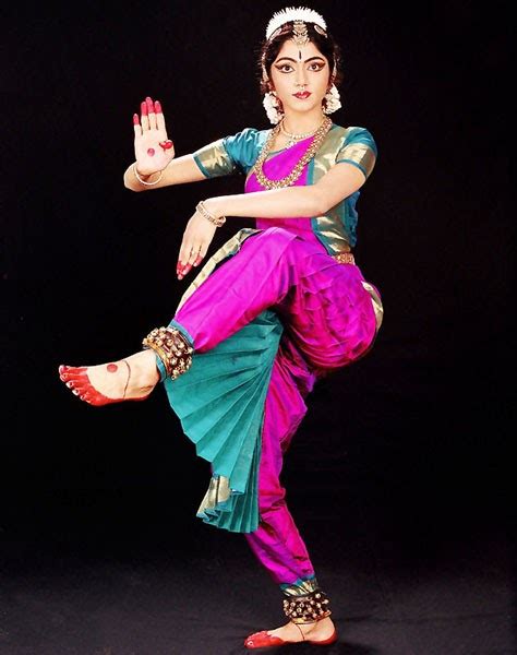 Dance by sangita and piyal. Indian dancing - 35 Pics | Curious, Funny Photos / Pictures