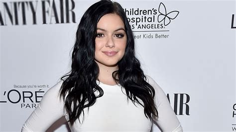 ariel winter speaks out against body shamers it s disgusting