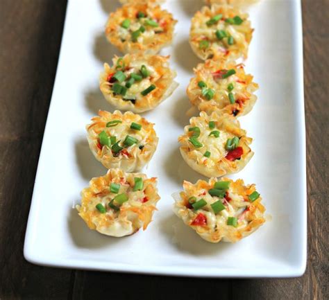 These Mini Vegetable Quiche Phyllo Cups Are Filled With Veggies And