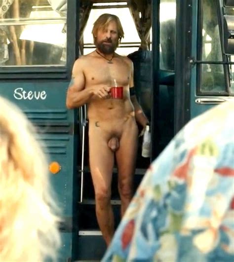 Viggo Mortensen Actor Naked In The Film Captain Fantastic R