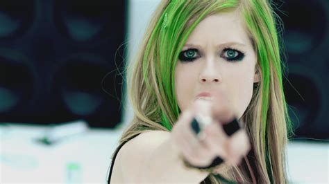Thumbs up if you like this video. SMILE MV - Avril Lavigne Image (22206298) - Fanpop
